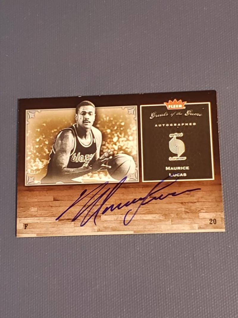 2005-06 Fleer Greats of the Game Autographs
